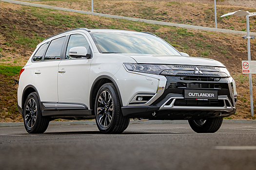 Mitsubishi продолжает работу в России
