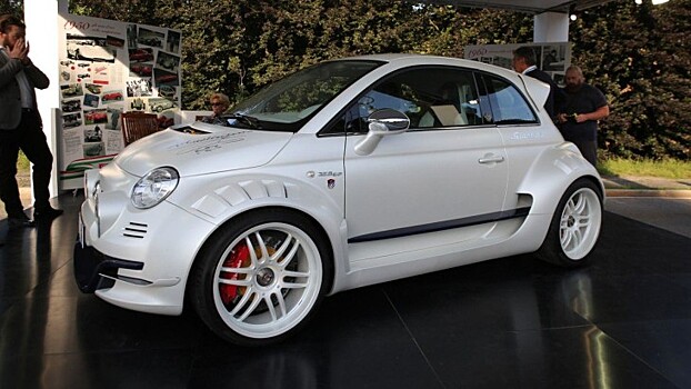 Super City Car: представлен 350-сильный хэтч Fiat 500 Giannini за 9 миллионов рублей