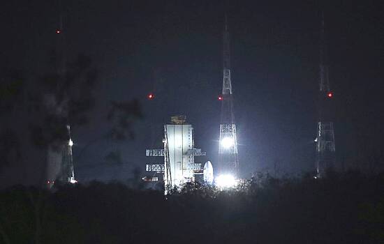 Старт индийской миссии к Луне отложен