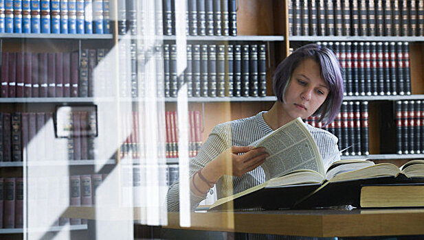 Первые волонтеры начнут работать в культурных центрах Москвы в июне