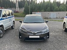 В Омутнинске под колёса иномарки попали девочки 4 и 14-лет, катавшиеся на электросамокате