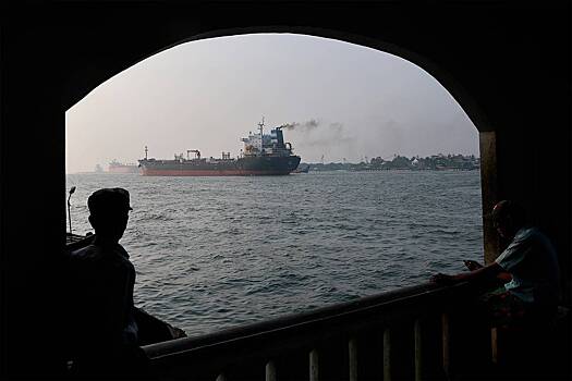 Индия утратила статус главного морского импортера российской нефти