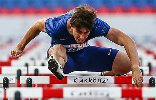Шубенков победил в беге на 110 метров с барьерами
