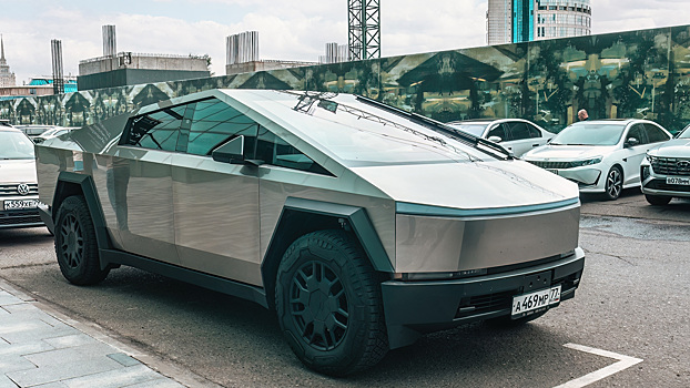 Tesla Cybertruck набирает популярность в России: продажи взлетели в 11 раз
