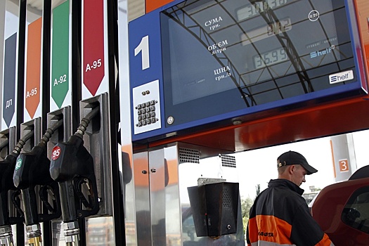 Эксперты: У правительства есть способы для сдерживания цен на топливо
