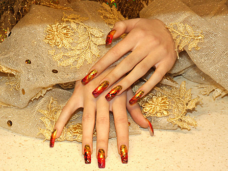 Шеллак-маникюр опасен!