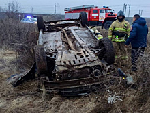 В Самарской области на трассе Renault Symbol вылетел в кювет и перевернулся