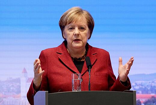 Меркель потребует закрыть горнолыжные курорты в Европе
