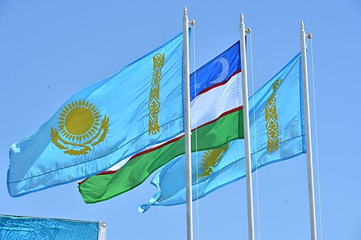 Казахстан и Узбекистан создадут центр торгово-экономического сотрудничества