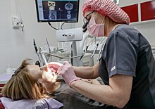 Стоматолог назвала обязательные условия для установки зубного импланта