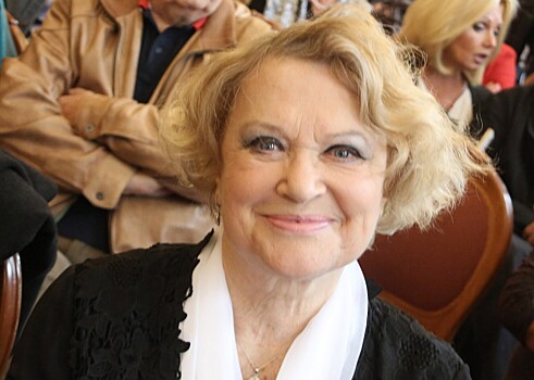 «Очень красивая в гробу»: актер Александр Яцко сделал заявление на прощании с Валентиной Талызиной