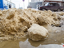 «Убирали свищ»: коммунальщики Волгограда подняли асфальт на дороге в центре города