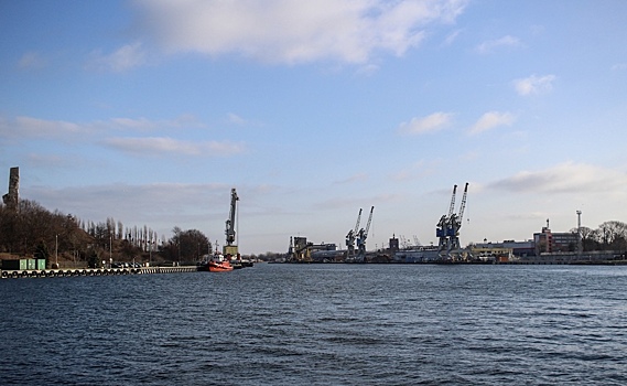 Строительство морского терминала СПГ в Польше сорвалось