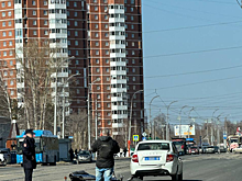 Мотоцикл влетел в машину стражей порядка в Кемерове