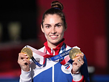 Олимпийская чемпионка по фехтованию из Новосибирска Позднякова вернула фамилию