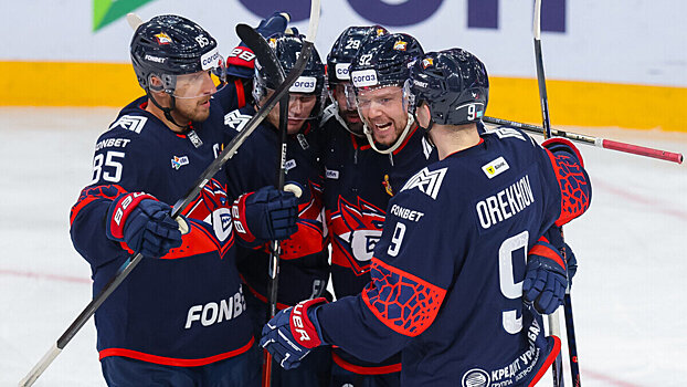 Михаил Федоров о Кузнецове: «Положительный и общительный. Со всеми легко идет на контакт, несмотря на регалии и опыт. Любит пошутить и посмеяться»