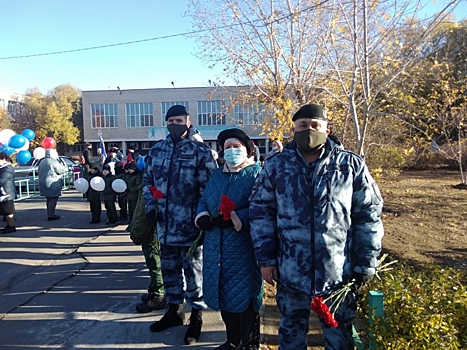 В Волжском почтили память погибшего омоновца в Чечне