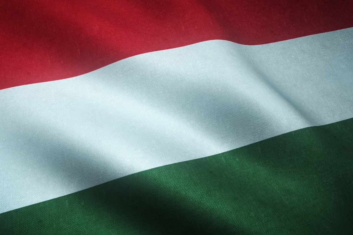 В Будапеште прошёл многотысячный «Марш мира» против политики Киева