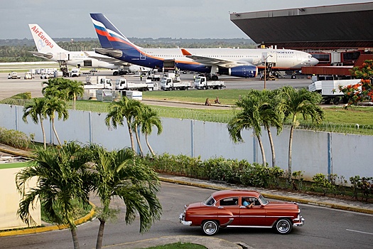 Из-за топливного кризиса Куба лишилась двух важнейших "поставщиков" туристов