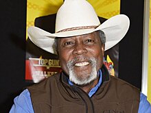 Умер актер из "Крутого Уокера" и "Крепкого орешка" Кларенс Гильярд