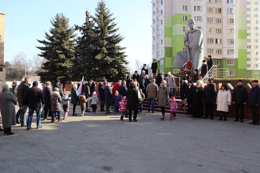 У памятника «Защитникам Москвы» на Синявинской прошёл торжественный митинг