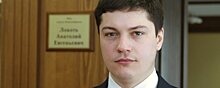 В Новосибирске суд восстановил в должности заместителя мэра Артема Скатова