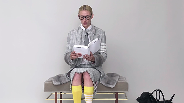 Модели читают стихи в новом видео Thom Browne