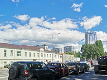 В Самаре в пробке на Ново-Садовой столкнулись 4 автомобиля