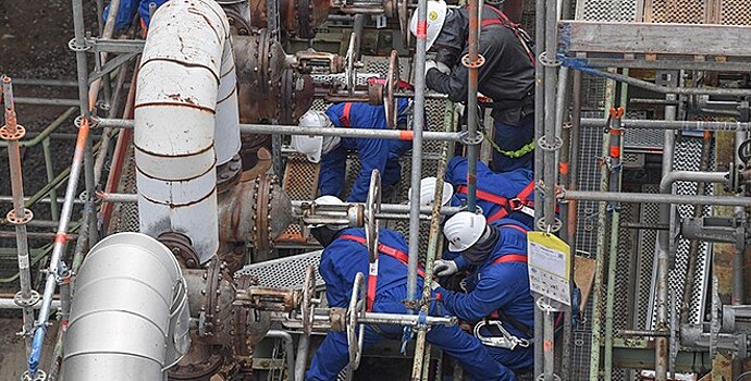 "Ъ": "Зарубежнефть" намерена войти в нефтегазовые проекты в Омане