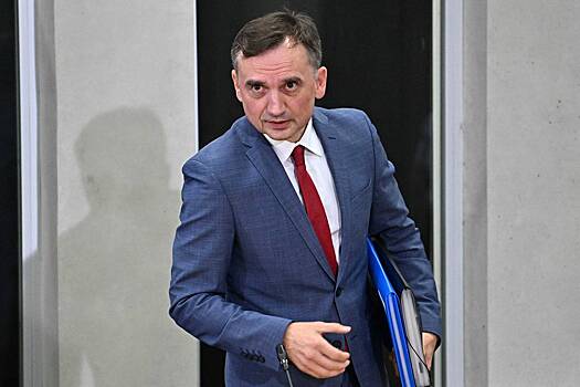 Экс-министр юстиции Польши получил политическое убежище в Венгрии