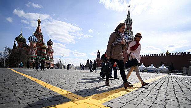 Россияне дружелюбно относятся к туристам