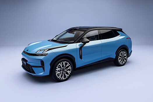 Lynk & Co показал обновленный plug-in-гибридный кроссовер 08