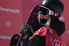 Российская сноубордистка показала растяжку в облегающем костюме