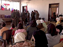 Школьные принадлежности и новогодние подарки: как ВС РФ помогают приюту для девочек-сирот в Сирии