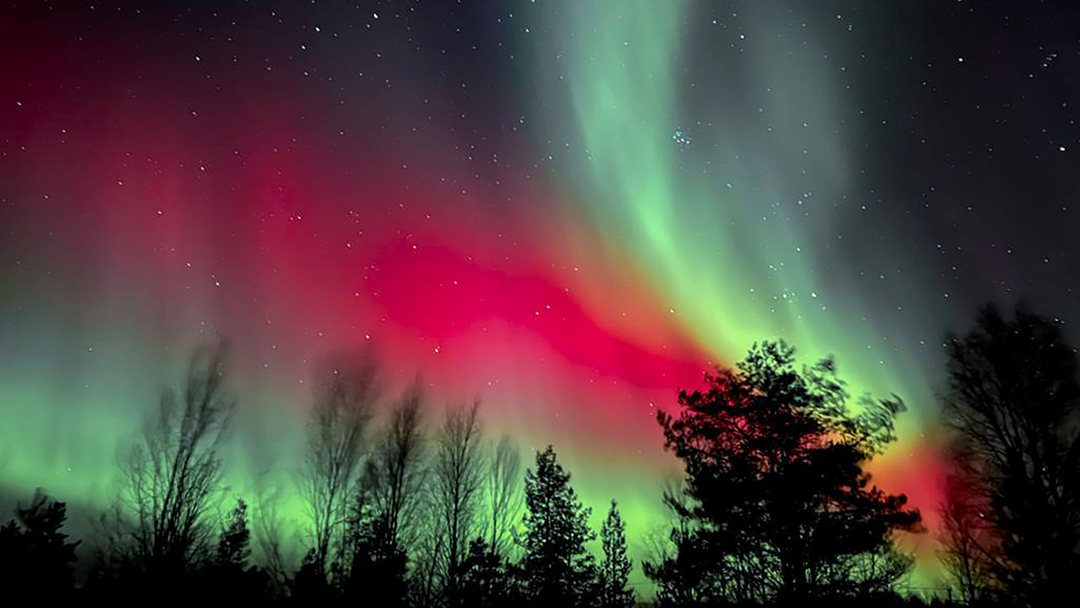 Какие звуки издает северное сияние