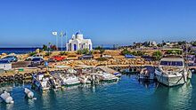 Выяснилось, каких туристов пустят на курорты Кипра