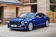 Лимитированный Bentley Flying Spur ушел с аукциона за тройную цену