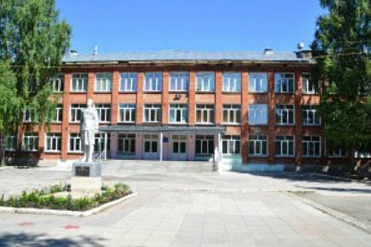 В бердской школе №11 опустело кресло директора