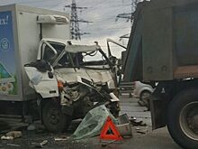 Несколько грузовиков столкнулись в Ушаках