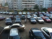 Парковочные войны: из-за мест для машин в Костроме разгорелся настоящий скандал