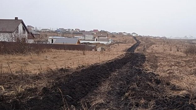 В Пензе проводят противопожарную опашку Зари