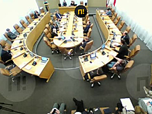 Конфликт между депутатами в российском городе попал на видео
