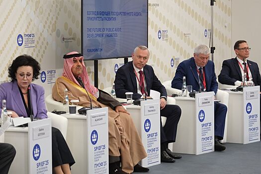 Губернатор Травников назвал главные итоги работы новосибирской делегации на ПМЭФ-2025