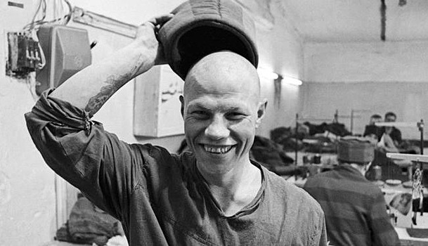 «От души!»: почему так благодарят русские заключённые