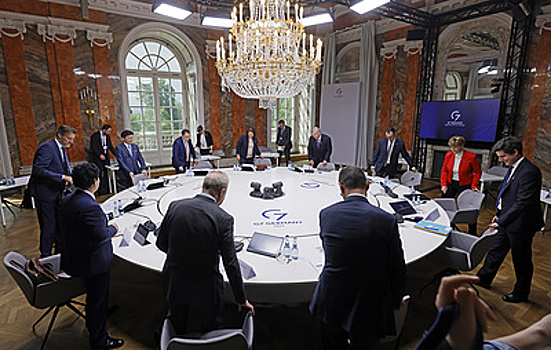 Санкции, поддержка Украины, очередные обвинения в адрес РФ. О чем говорили главы МИД G7