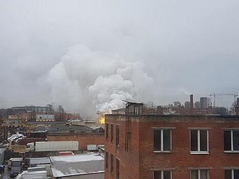 Пожар на Балтийской улице в Петербурге потушили