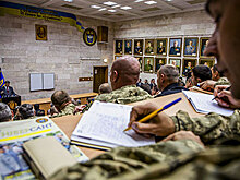 Выпускников военных кафедр украинских вузов отправят воевать в Донбасс