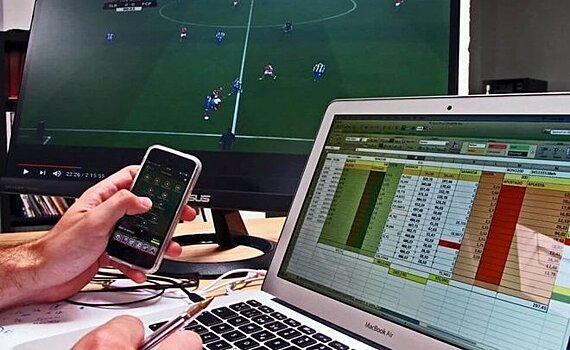 Букмекеры, тотализаторы и компьютерные мастера — кто заработал в коронакризис?