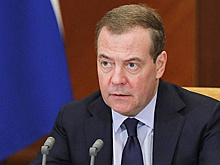 Медведев: удар США по силам РФ на Украине приведет к мировой войне