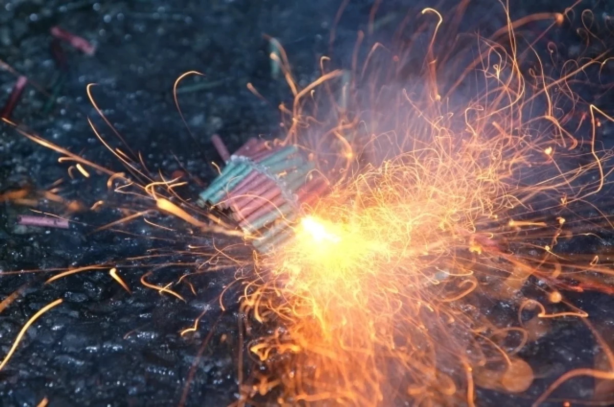 Жителю&nbsp; Дагестана при взрыве петарды оторвало кисти обеих рук